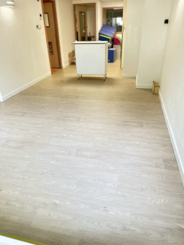 Mise en #peinture de #bureaux et murs professionnels à #Croix-Rousse - #lyon #Rénovation , Villeurbanne, DB Renovation